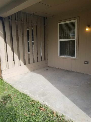 Building Photo - 7302 NE Loop 820