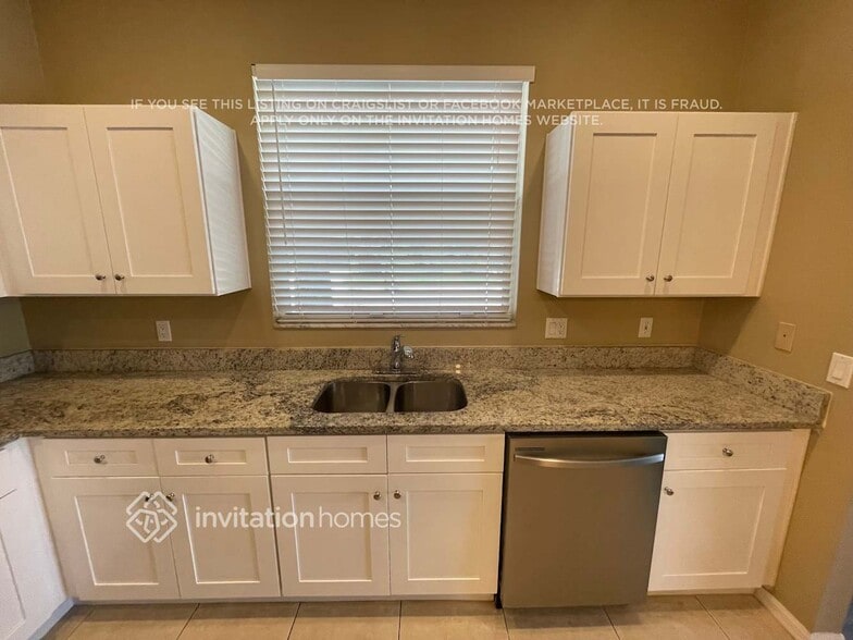 Building Photo - 5610 Terrain De Golf Dr