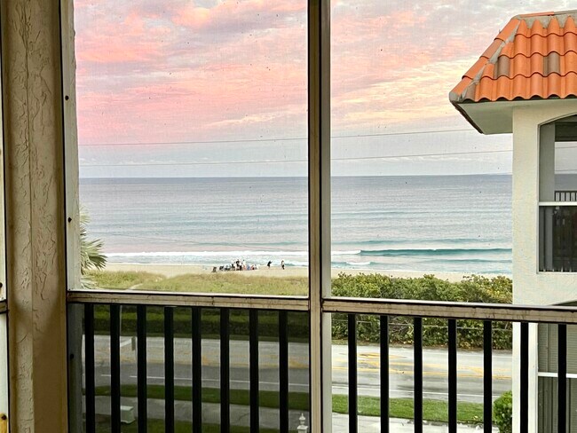 Building Photo - 2871 N Ocean Blvd