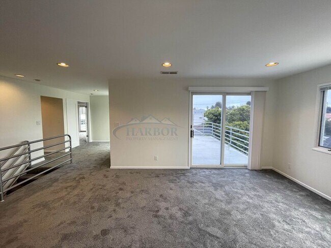 Building Photo - 3706 S Emily St