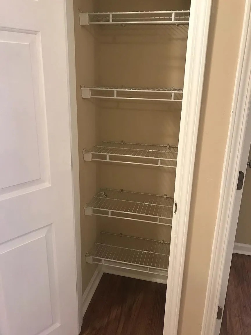 Building Photo - Room in Duplex on Jones Ave NW