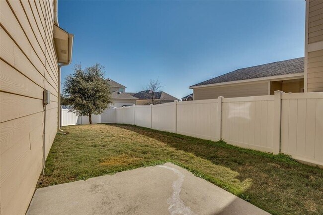 Building Photo - 712 Whitemarsh Dr