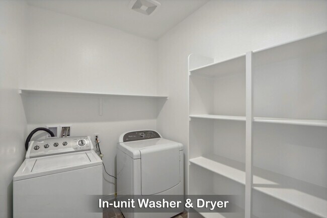 Building Photo - 30153 Truckee Cir