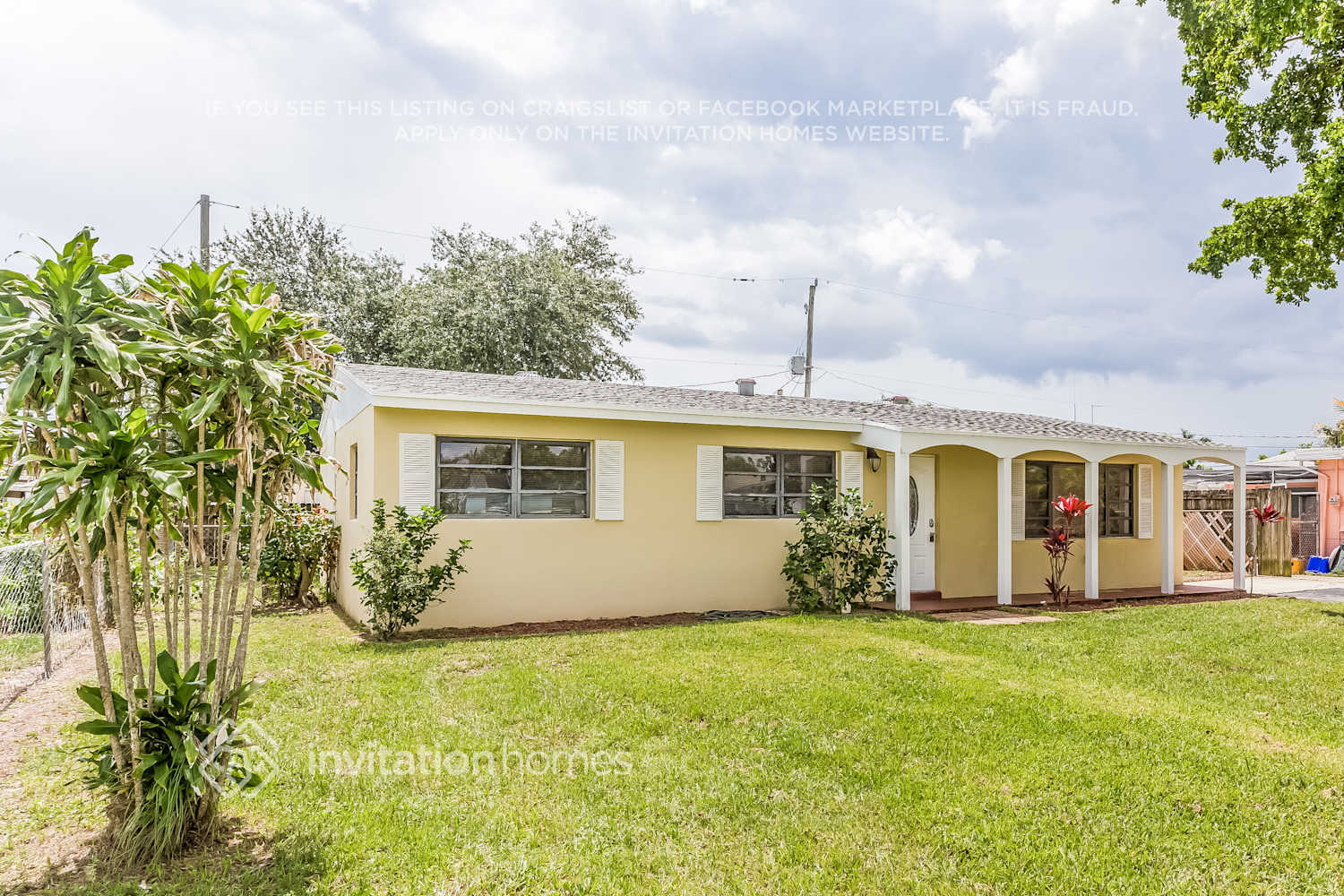 Building Photo - 9504 Bloomfield Dr