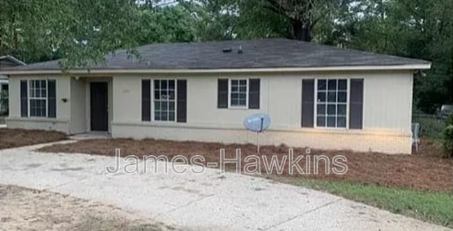 Building Photo - 3855 Woodley Rd