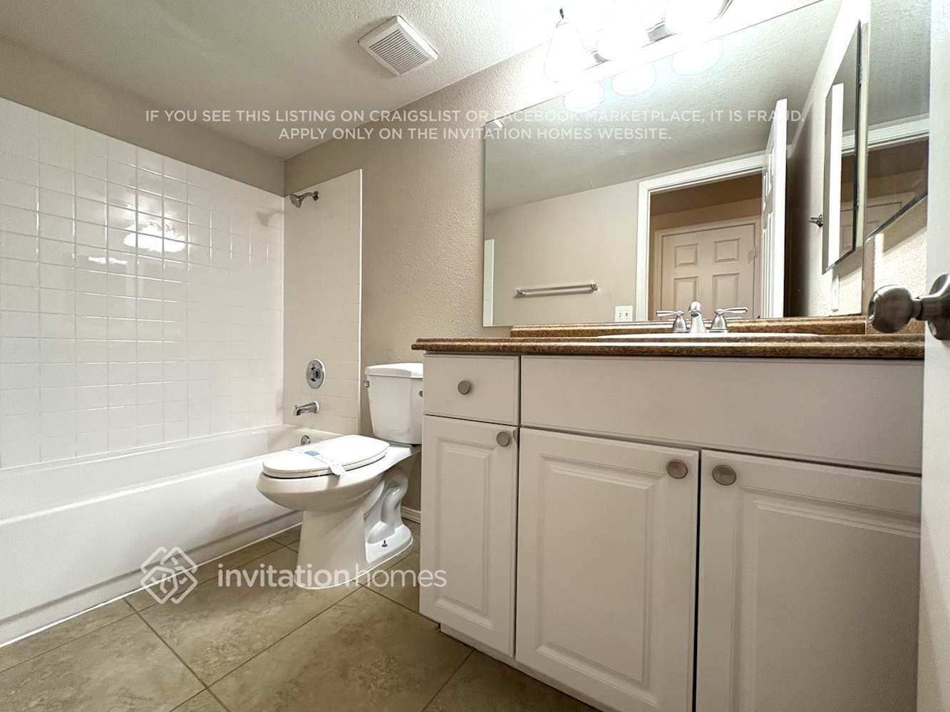 Building Photo - 2424 Carolina Ct