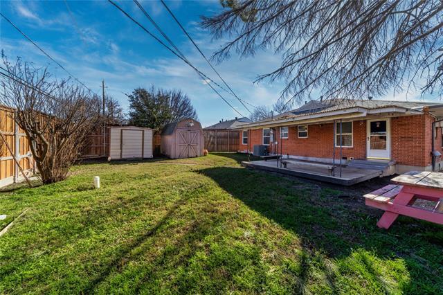 Building Photo - 2605 San Medina Ave