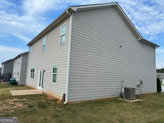 Building Photo - 97 Brode Ln