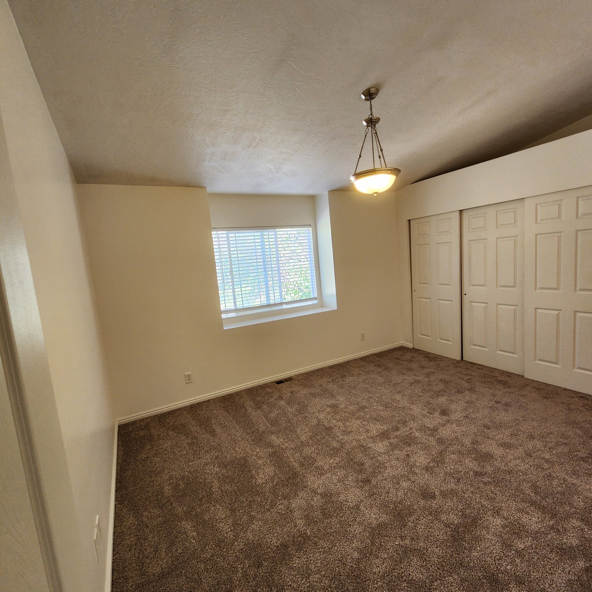 Building Photo - 129 Bamberger Rd