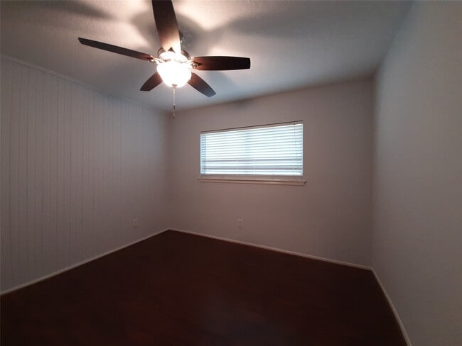 Building Photo - 8 Fawnchase Ct