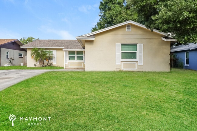 Building Photo - 1604 Stonehaven Way
