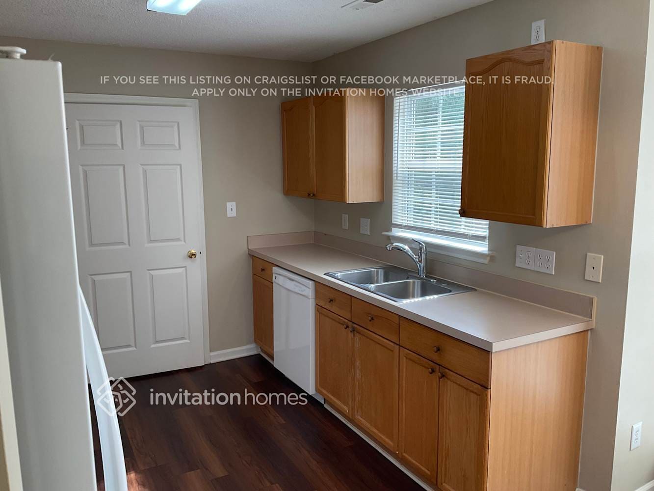 Building Photo - 2419 Ivy Run Dr