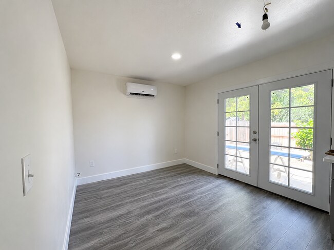 Building Photo - 316 Hardister Dr