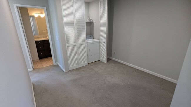 Building Photo - 3506 McCoppin Park Ct