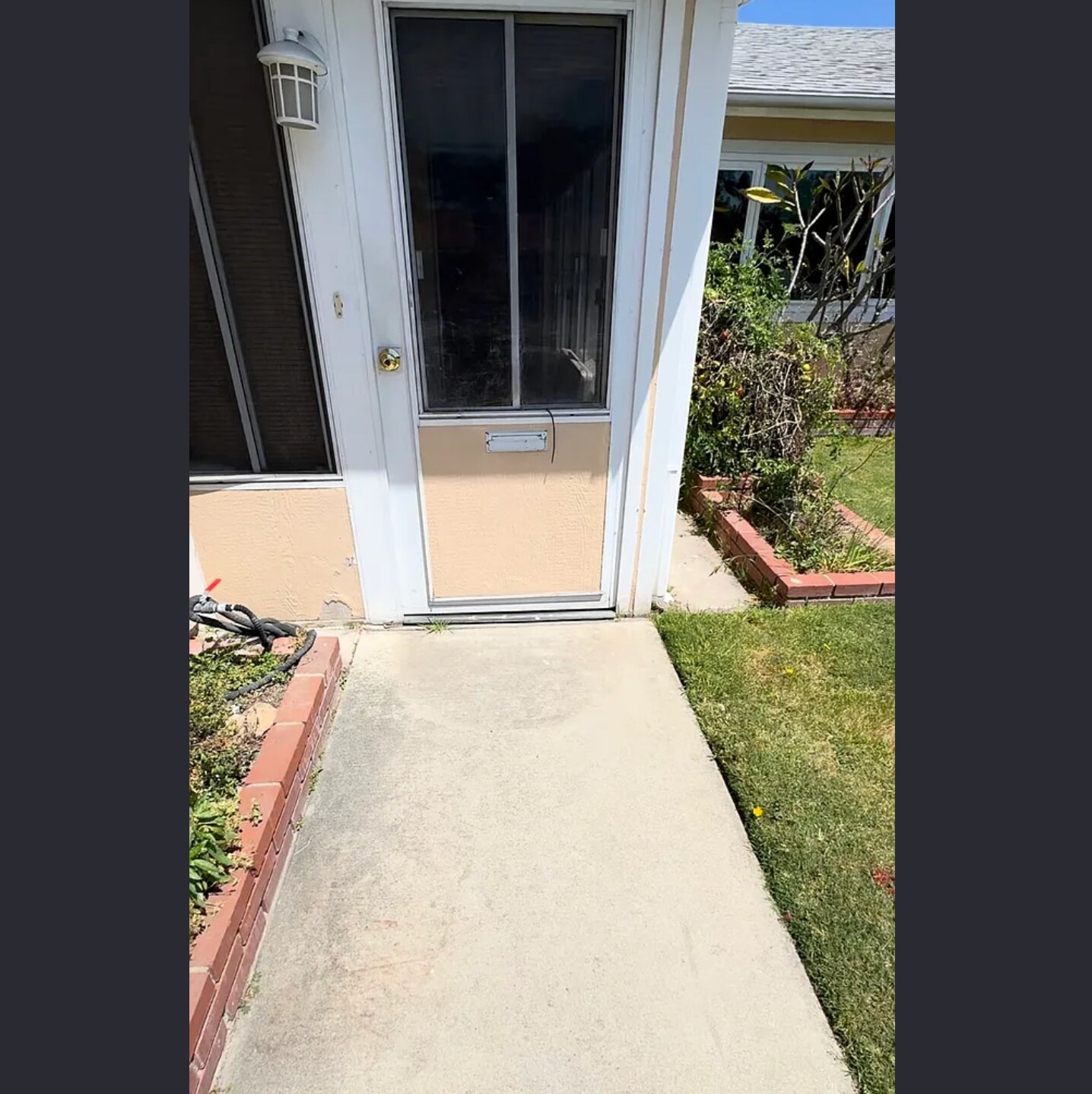 Building Photo - 283 N Highland St