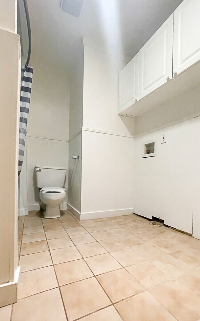 Building Photo - Three Bedroom Home in the Heart of Port Royal
