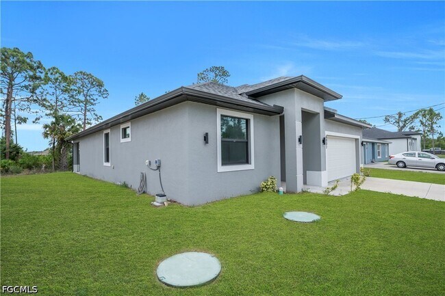 Building Photo - 6007 Kumquat Cir