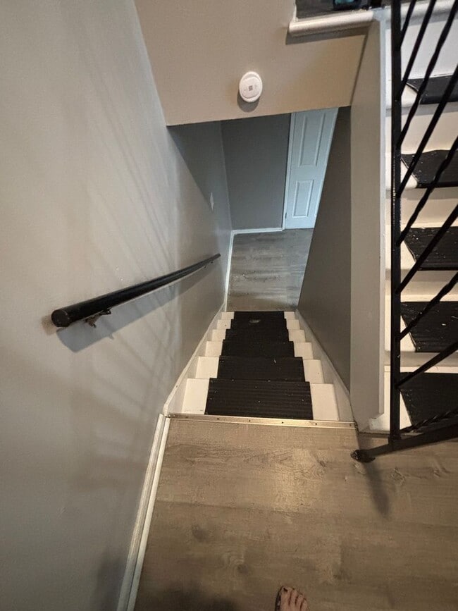 Building Photo - Spacious 4 Bedroom/ 2 Bath Home for Rent !