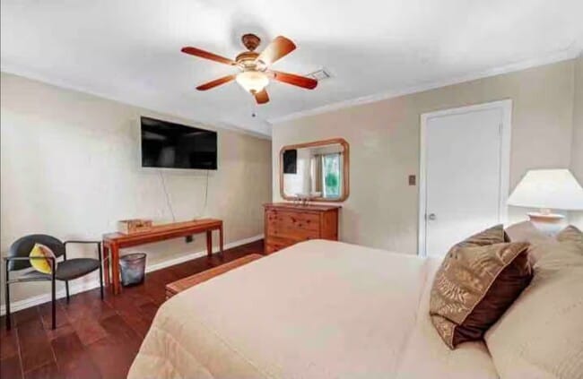 Building Photo - 2526 Creekway Cir