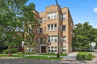 Building Photo - 4868 N California Ave