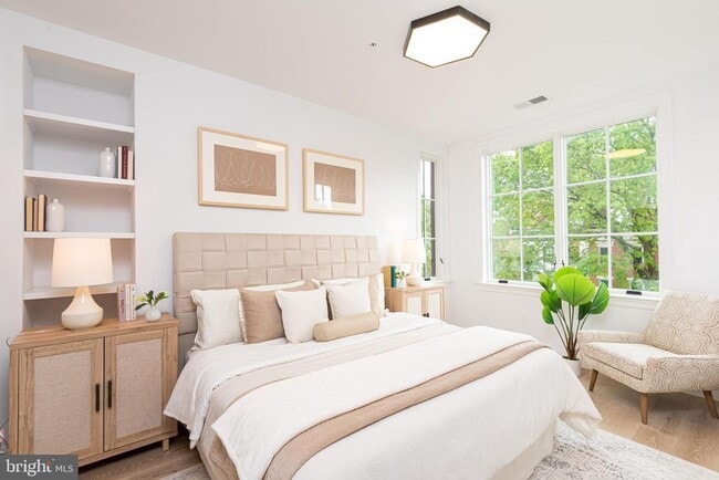 Building Photo - For Lease: A Luxury Penthouse Condominium ...