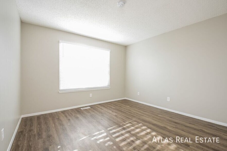 Building Photo - 13312 Ash Cir