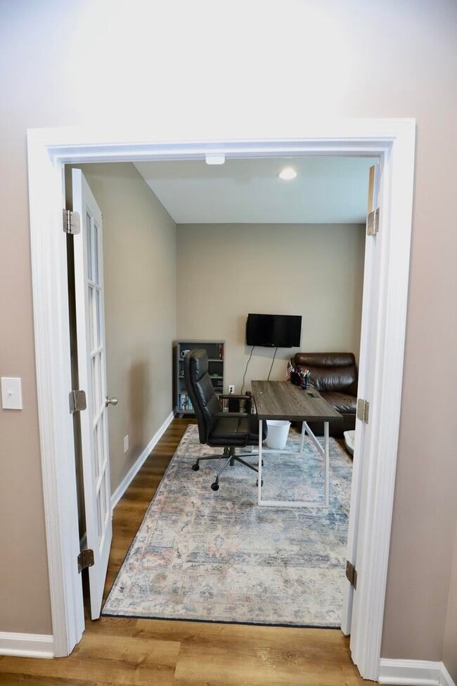 Building Photo - 500 Kittiwake Ln