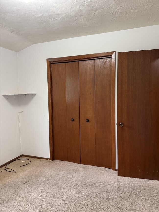 Building Photo - 204 S Buchanan St