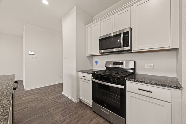 Building Photo - 14224 Dream Rd