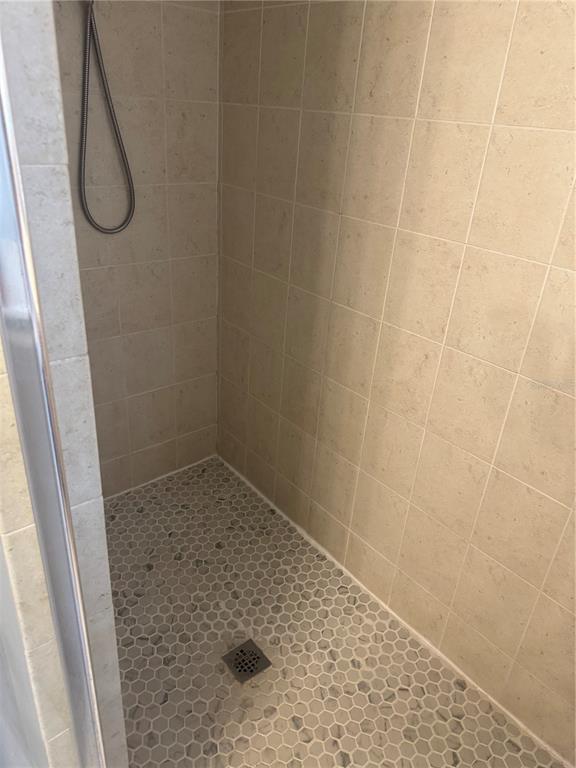 Building Photo - 117 Henley Cir