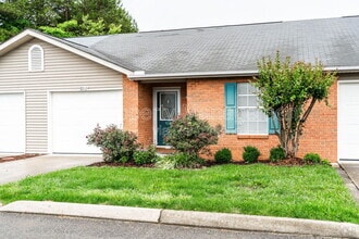 Building Photo - 8013 Keybridge Way