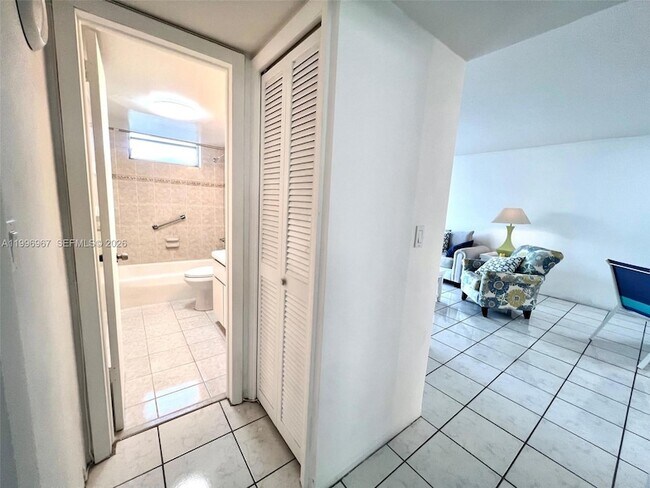 Building Photo - 3030 Marcos Dr