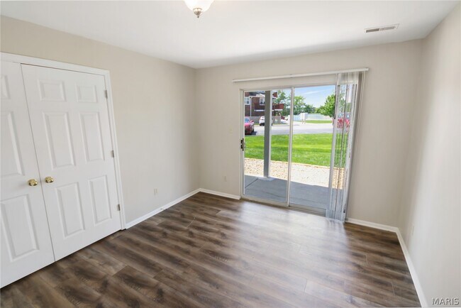 Building Photo - 111 Shirley Ridge Dr