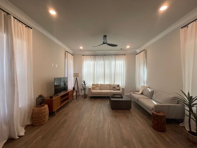 Building Photo - Spacious Johns Island Single Family Home