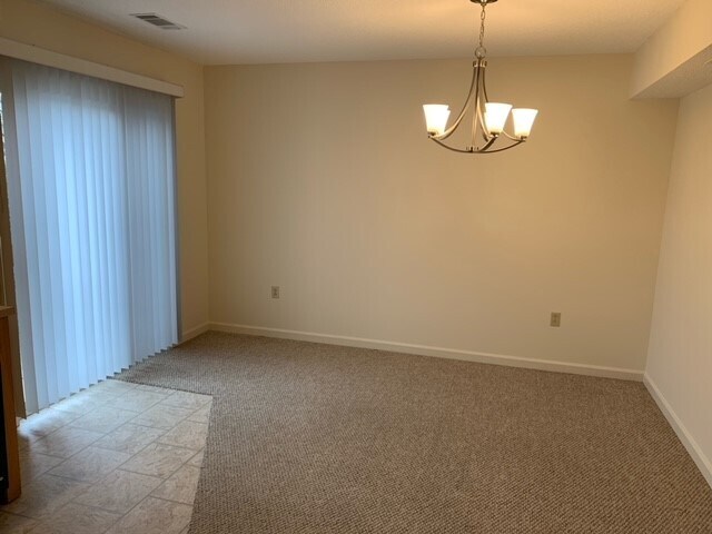 Dining Area - 5 Mruck St