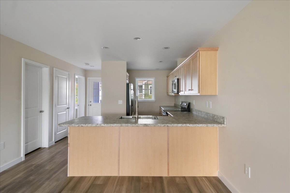 Building Photo - 14 Payton Ln