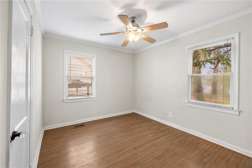 Building Photo - 1649 Beecher St SW