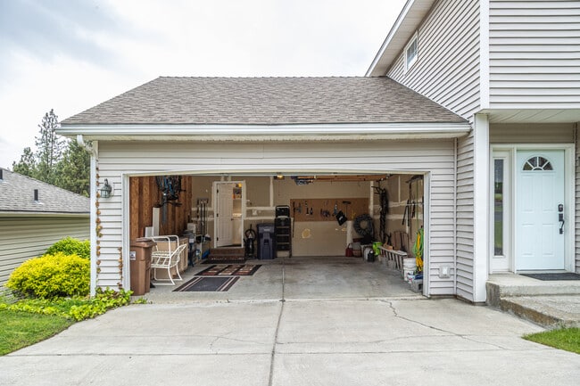 Building Photo - 4925 S Kip Ln