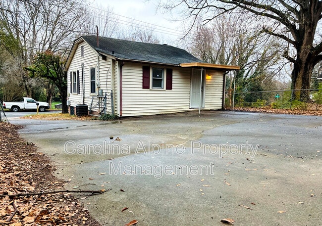 Building Photo - 1315 Ware Ave