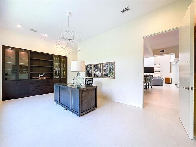 Building Photo - 1347 Harbor Dr
