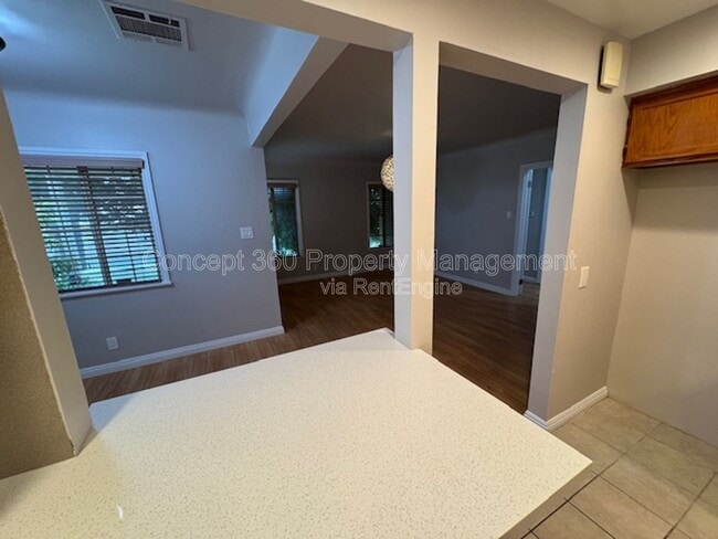 Building Photo - 17024 Crenshaw Blvd