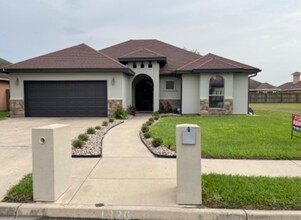 Building Photo - 1326 Ricco St