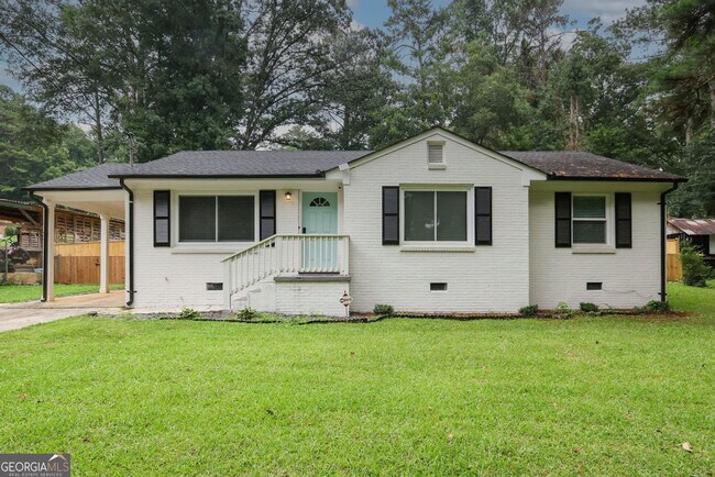 Building Photo - 2218 Dodson Dr