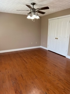 Building Photo - 36 Village Green Dr