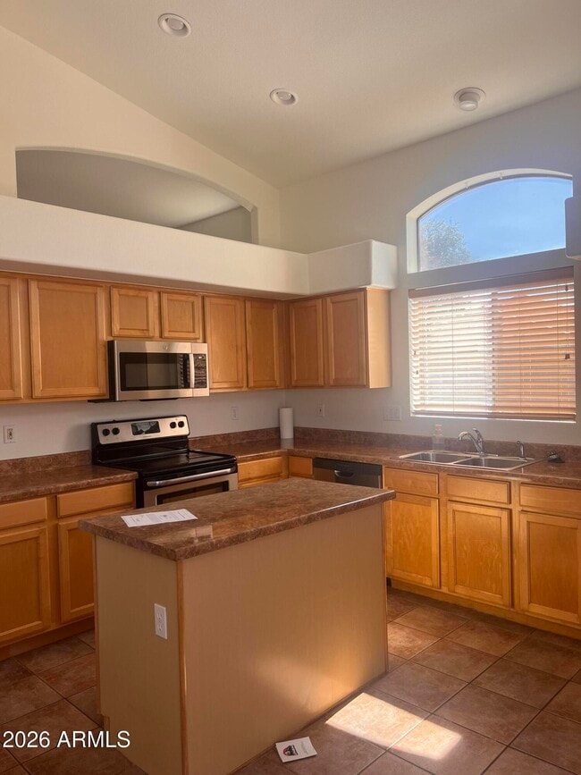 Building Photo - 3580 W Chama Dr
