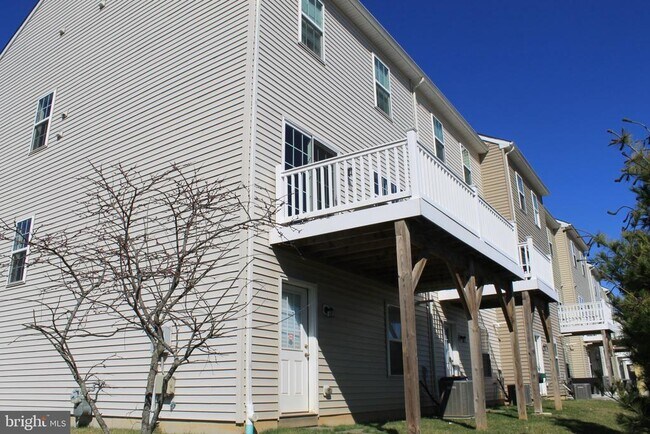 Building Photo - 404 Monte Farm Rd