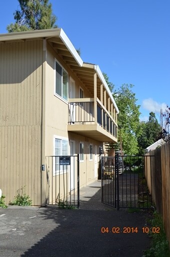 Primary Photo - 536 Scott St