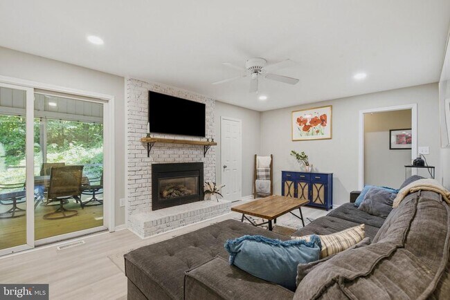 Building Photo - 2641 Dogwood Ln