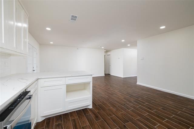 Building Photo - 3743 Canada Dr