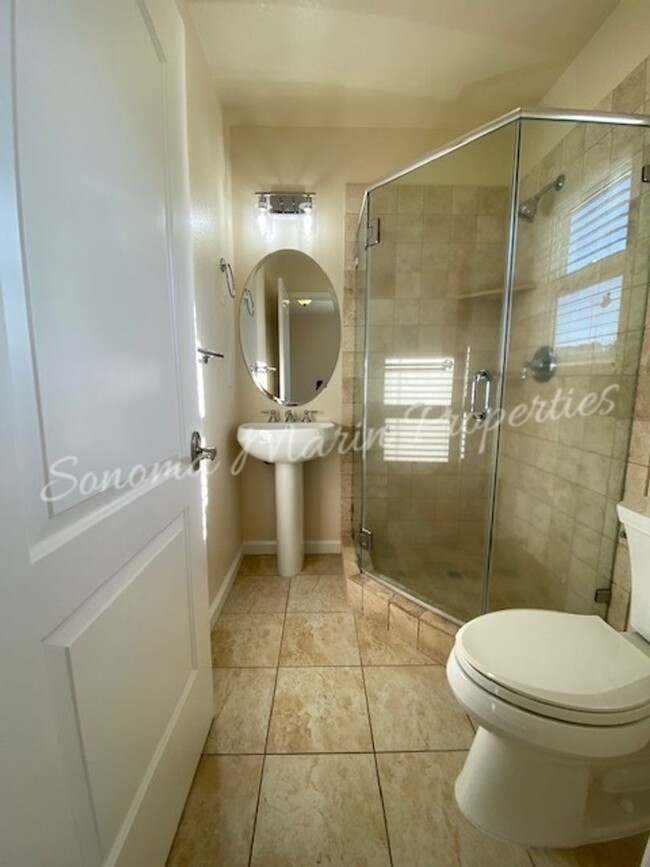 Building Photo - ~ Country Home ~ 2 Bedrooms & 2 Full Bathr...
